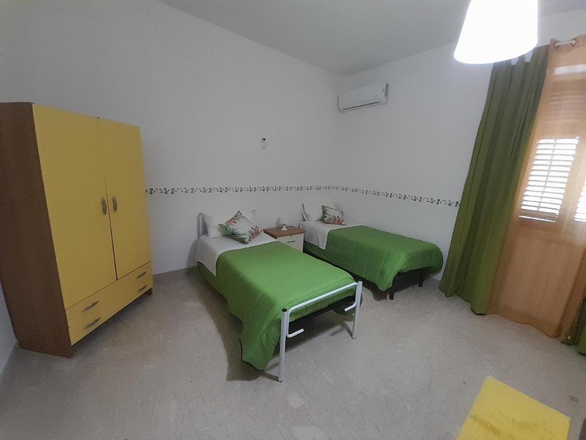 Casa Vacanze Ciccine Capaci Bagian luar foto