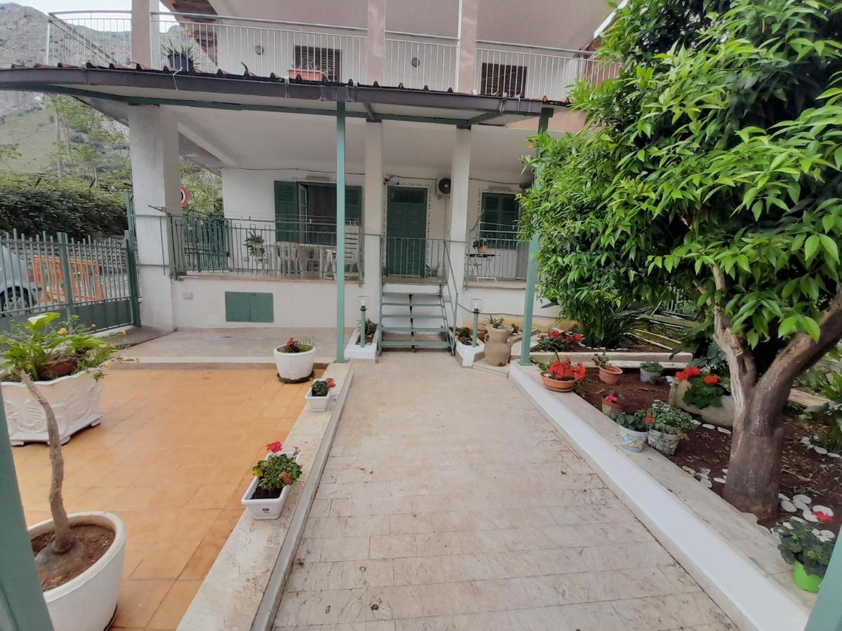 Casa Vacanze Ciccine Capaci Bagian luar foto